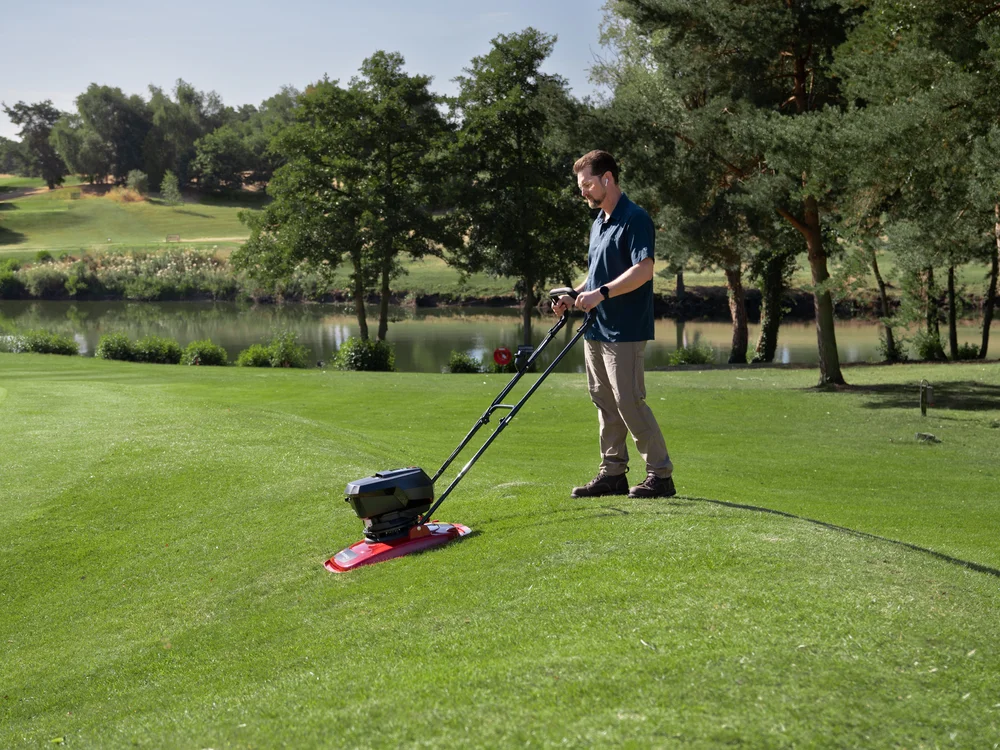 toro-ehoverpro-450-i-brug-golf