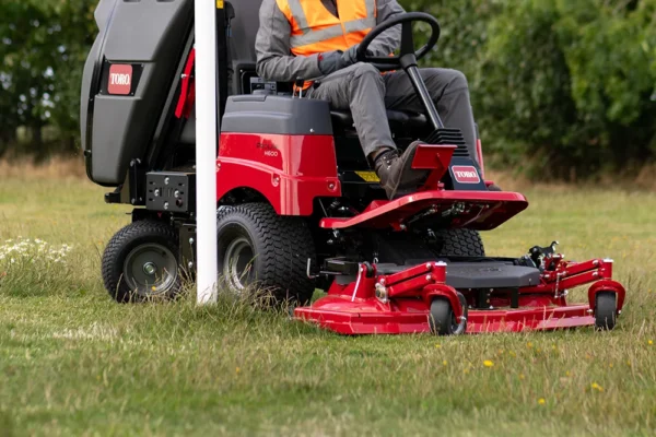 Toro - ProLine H600 - In use