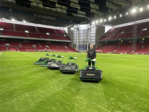 Sportsanlæg - Dennis elektriske klippere - Banner