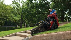 Entreprenører - Siteworks - Kædegravere - TORO TORO TRX-300 - Hero desktop